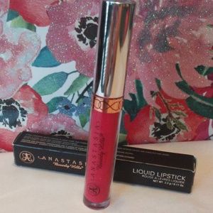 Anastasia Beverly Hills Makeup - Anastasia Bvrly Hills Liquid Lipstick Carina-NIB Anastasia Beverly Hills Makeup - Anastasia Bvrly Hills Liquid Lipstick Carina-NIB